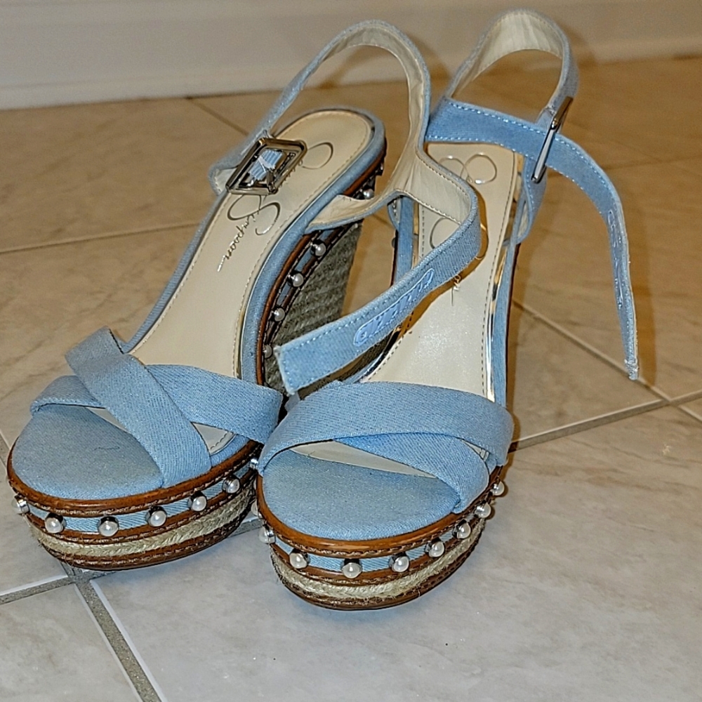Jessica Simpson Gray Platform Sandals